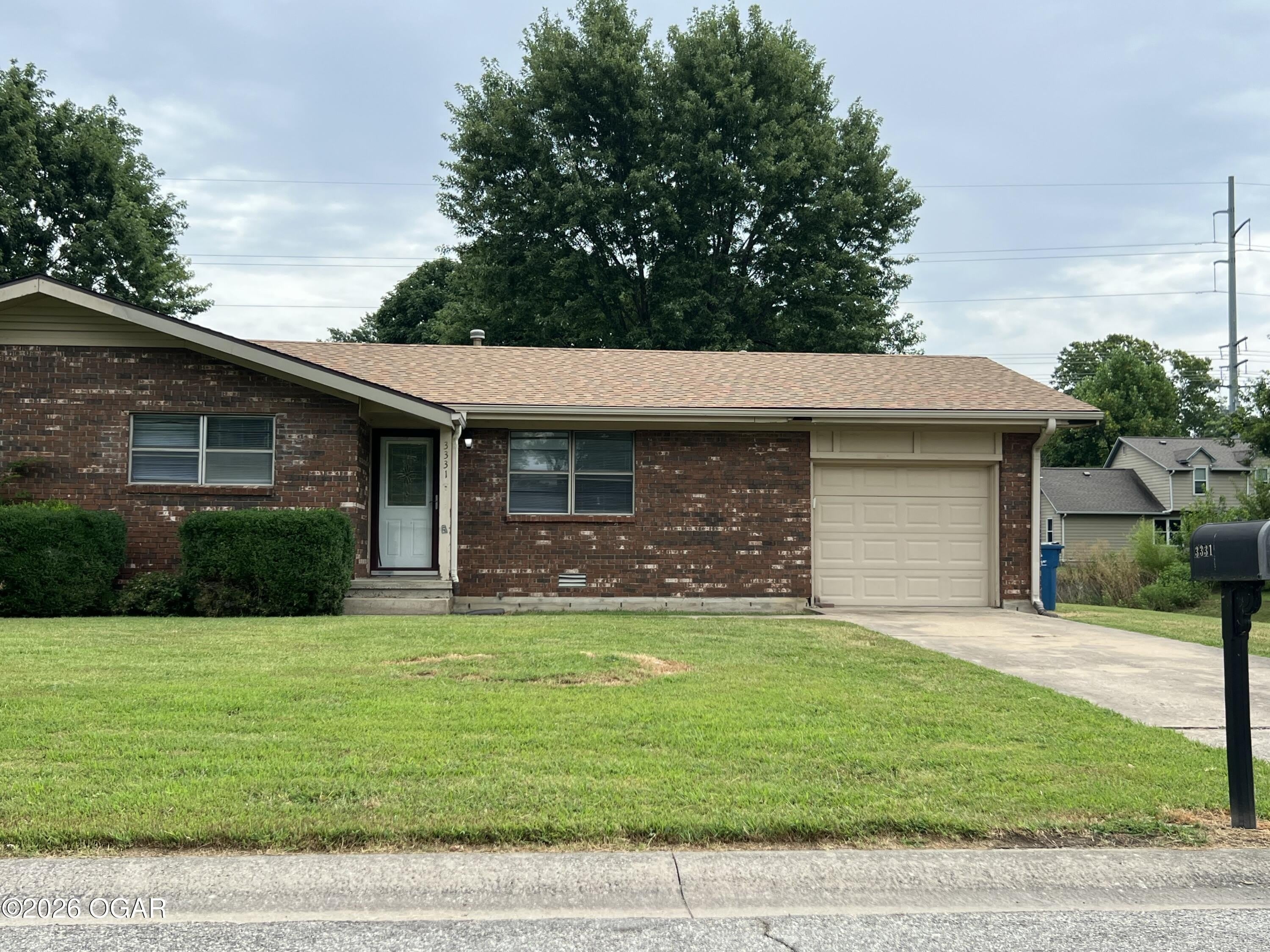 3331 Hawthorn Drive – photo 1 of 73