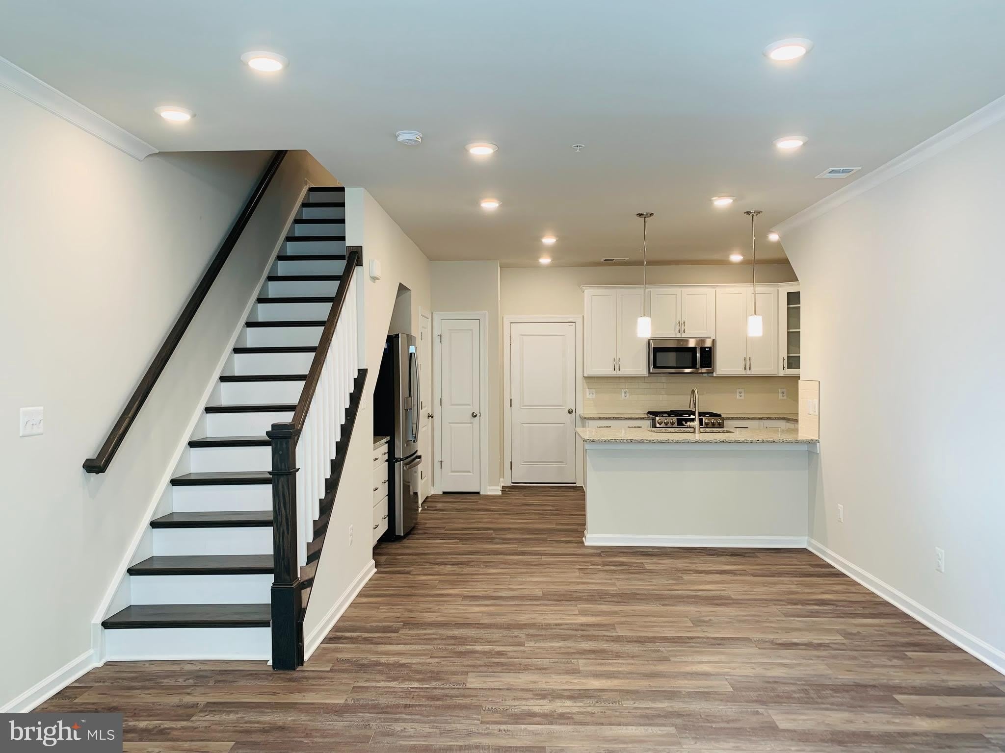 22486 RADFORD POINT Terrace – photo 1 of 34