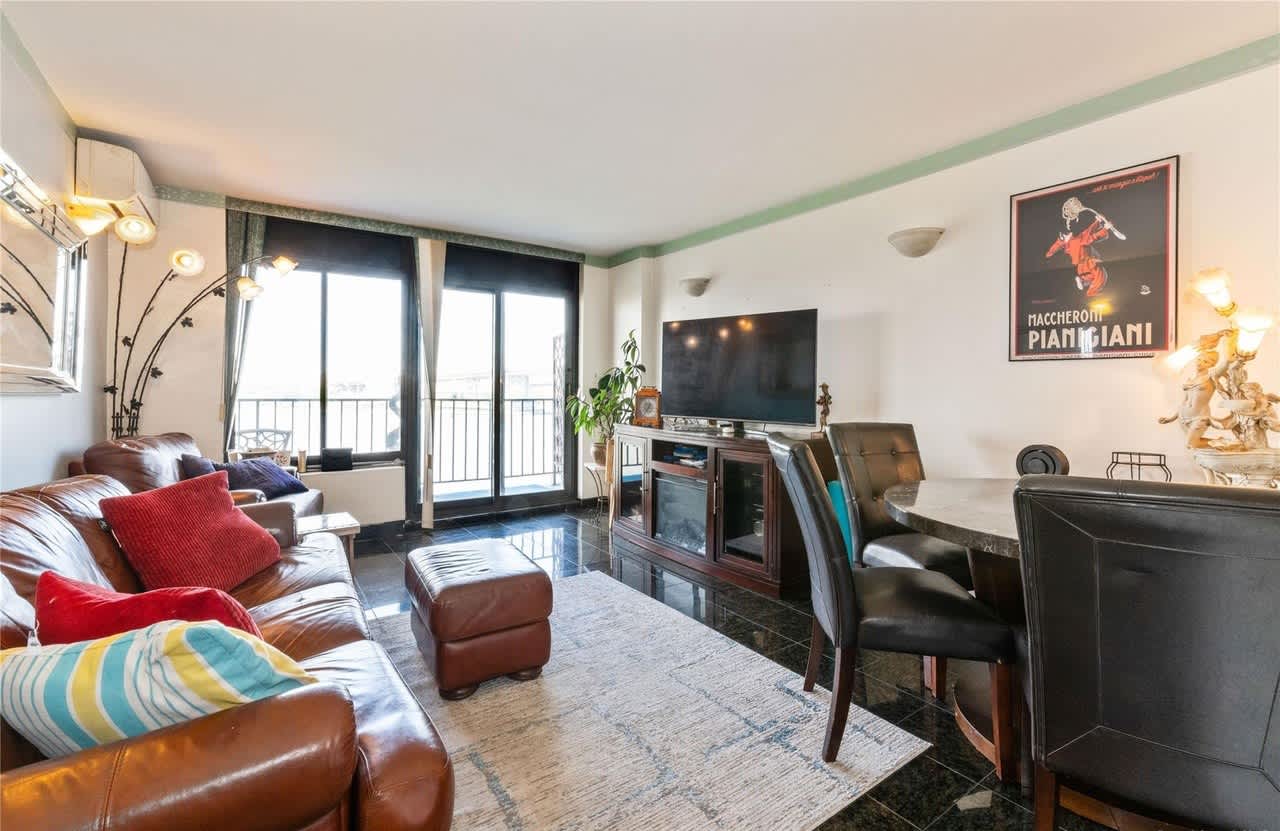2540 Shore Blvd # SI4112906TG – photo 1