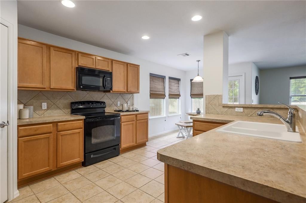 433 Moorhen Cove – photo 1