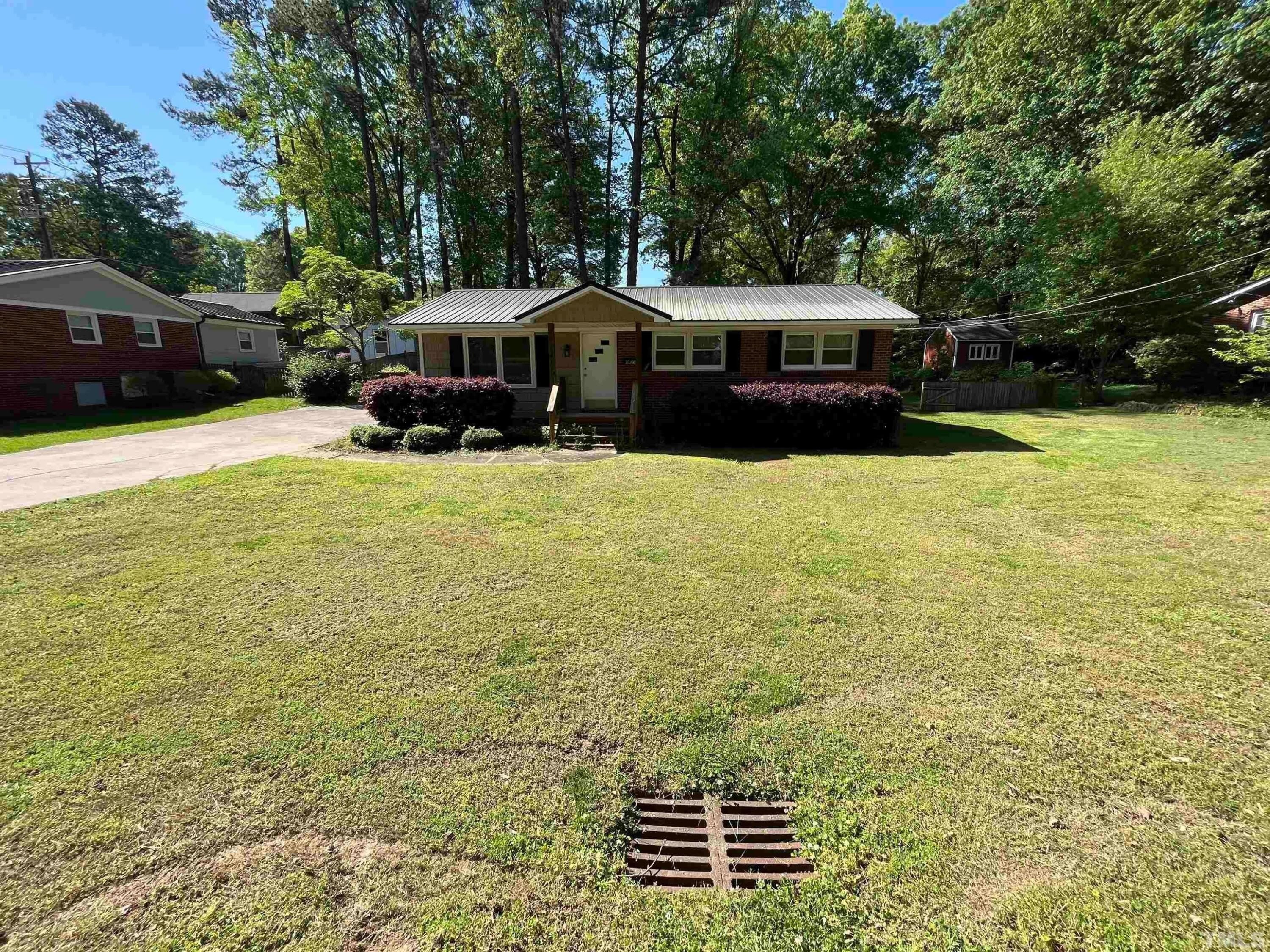 207 W Boundary Street – photo 1