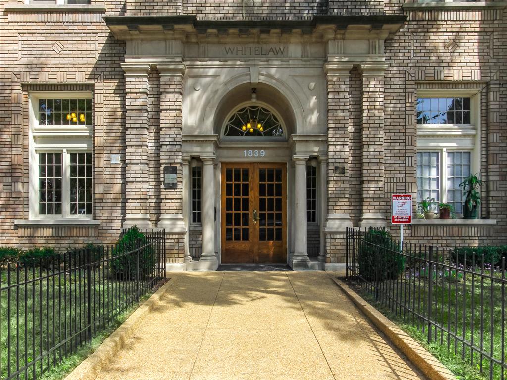 The WhiteLaw – photo 1