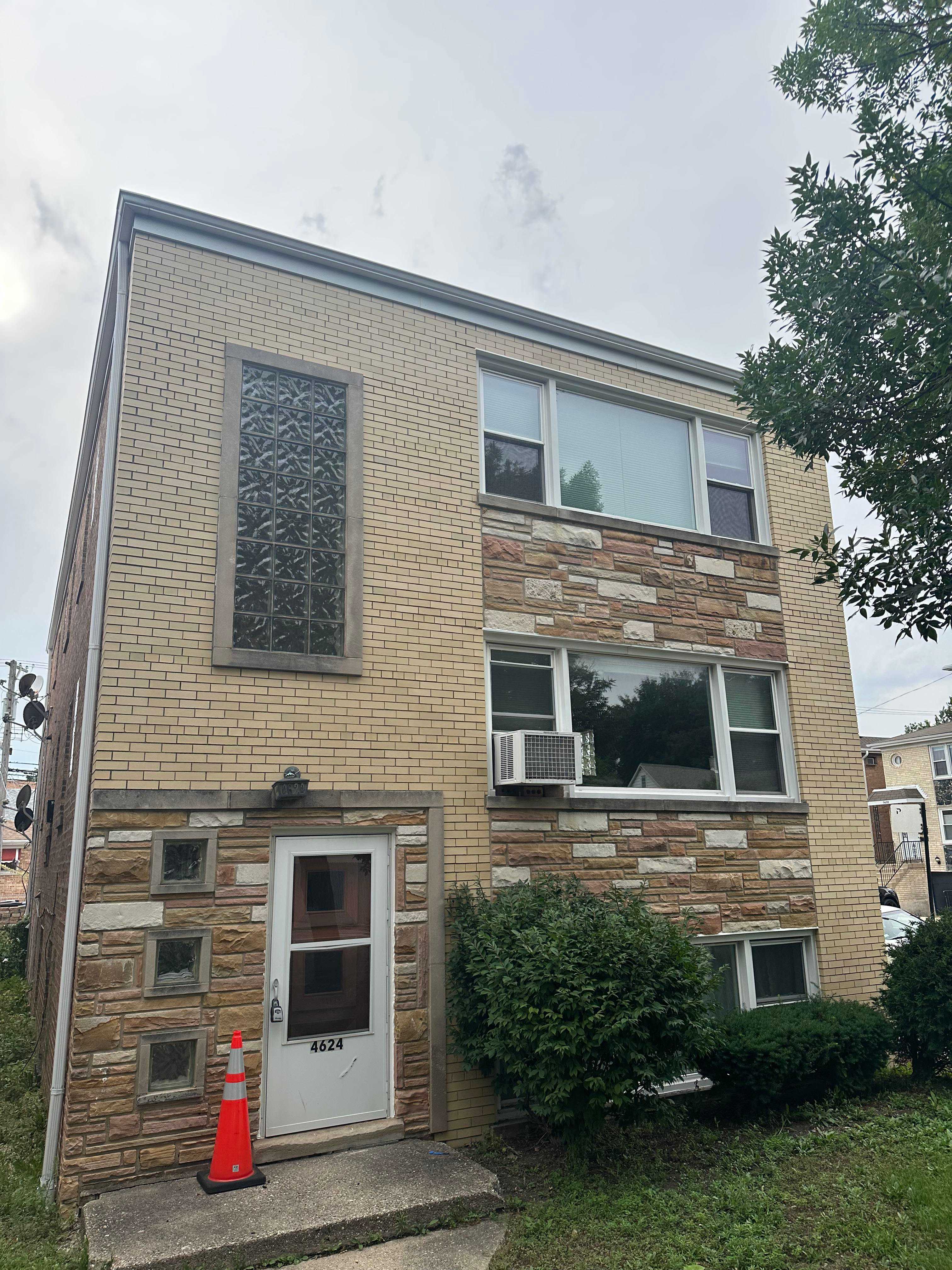 4624 N Central Ave – photo 1