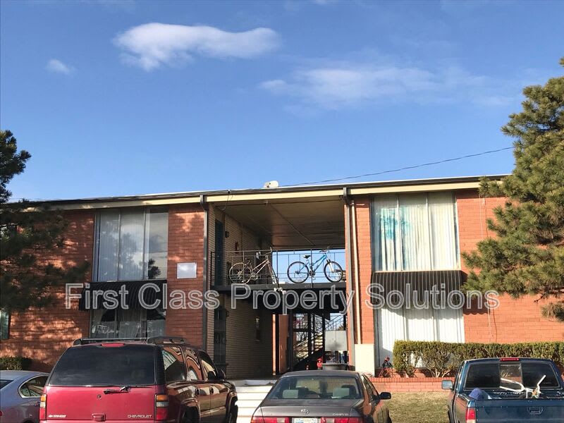1731 NW 32nd St – photo 1