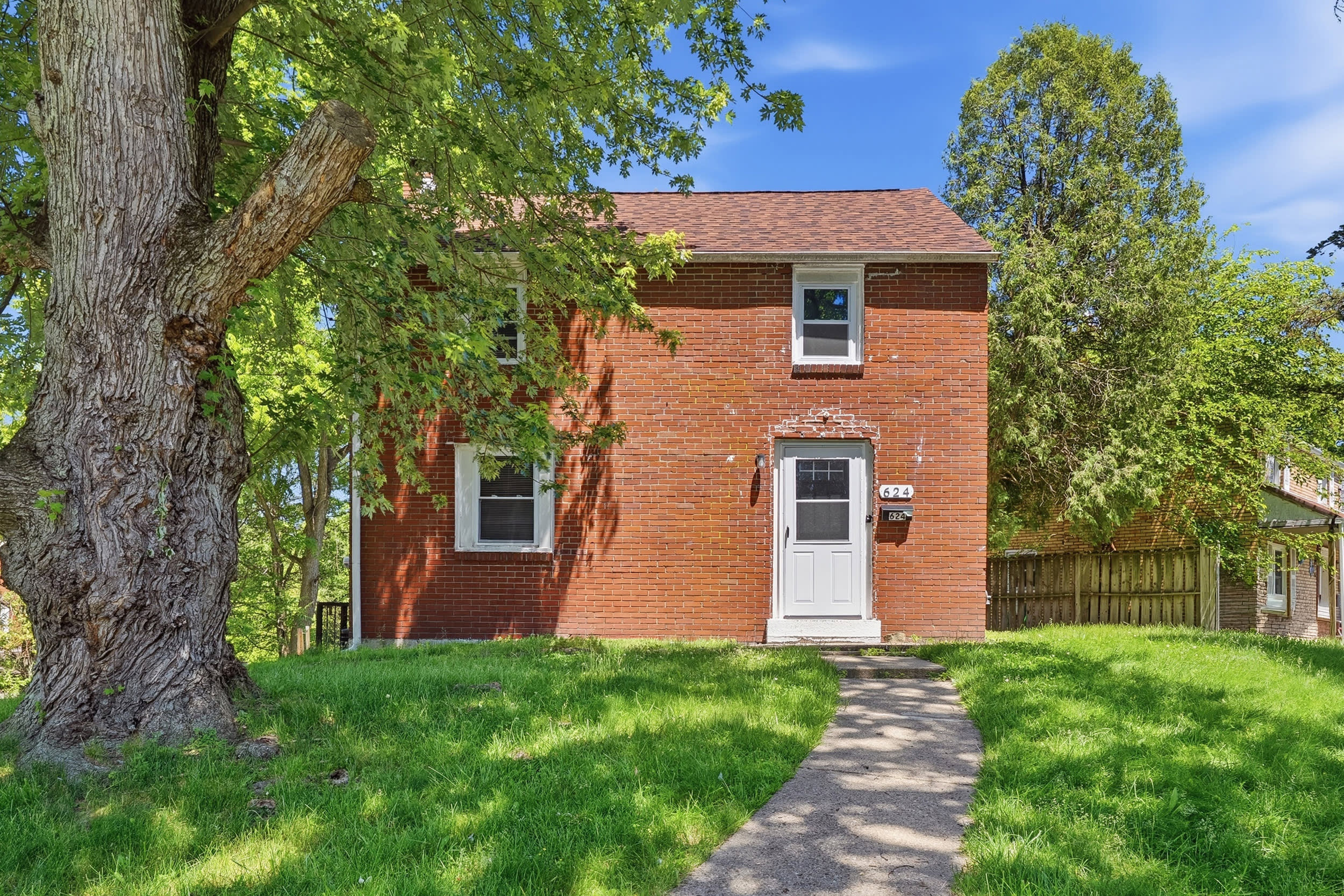 624 Elm Drive – photo 1