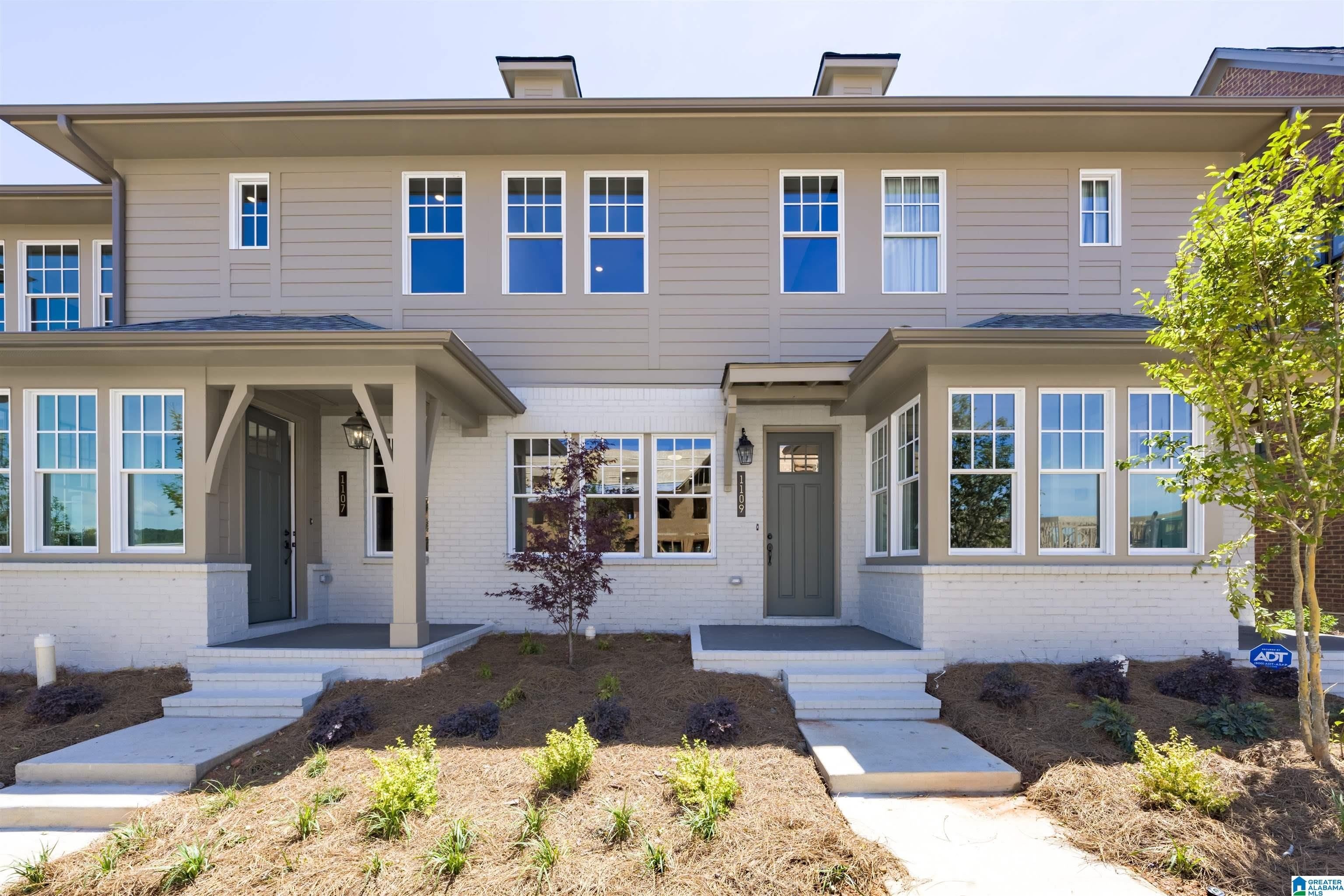 1109 WINDSOR SQUARE – photo 1 of 23