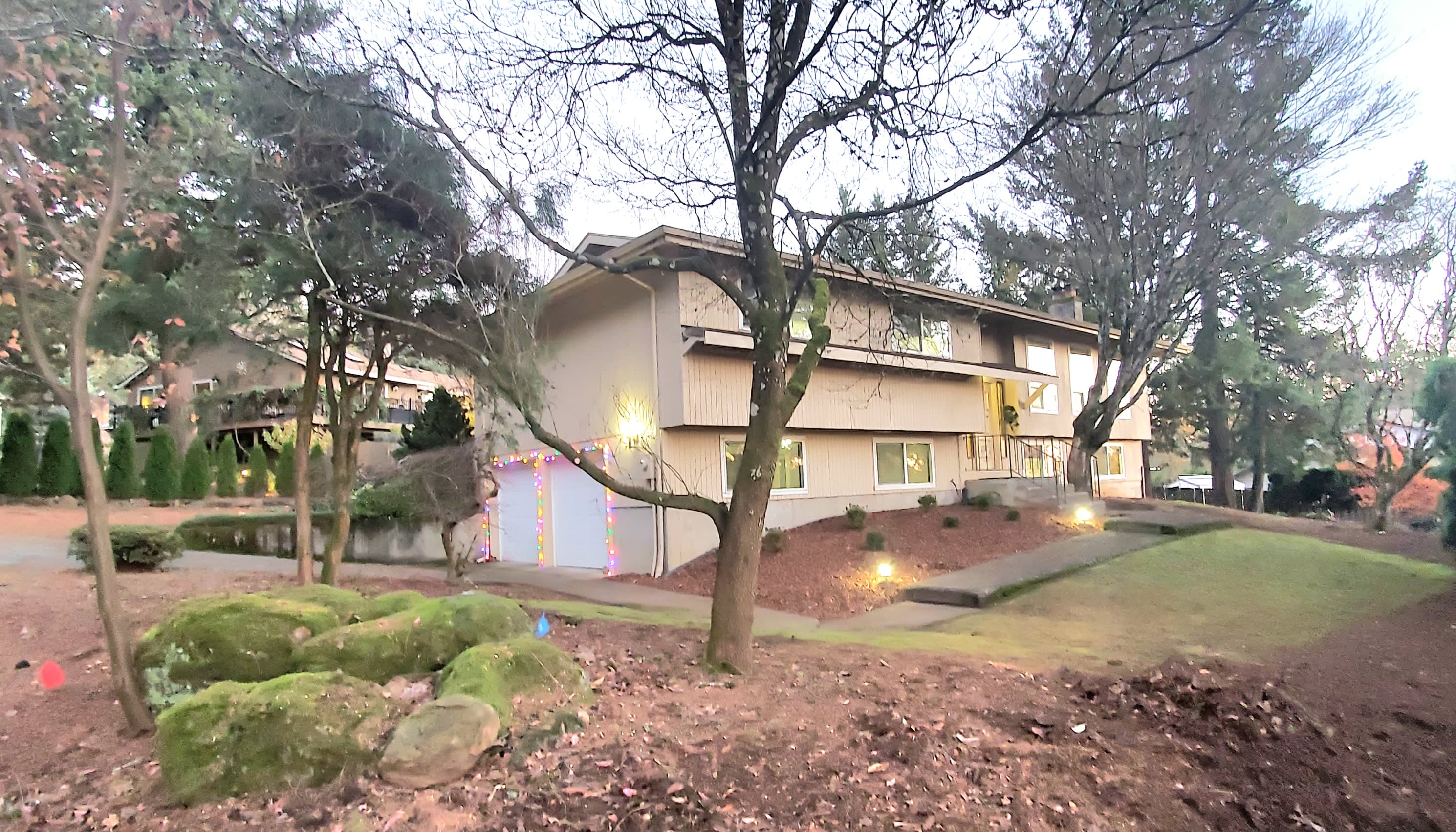 10742 Se 99th Dr – photo 1 of 321