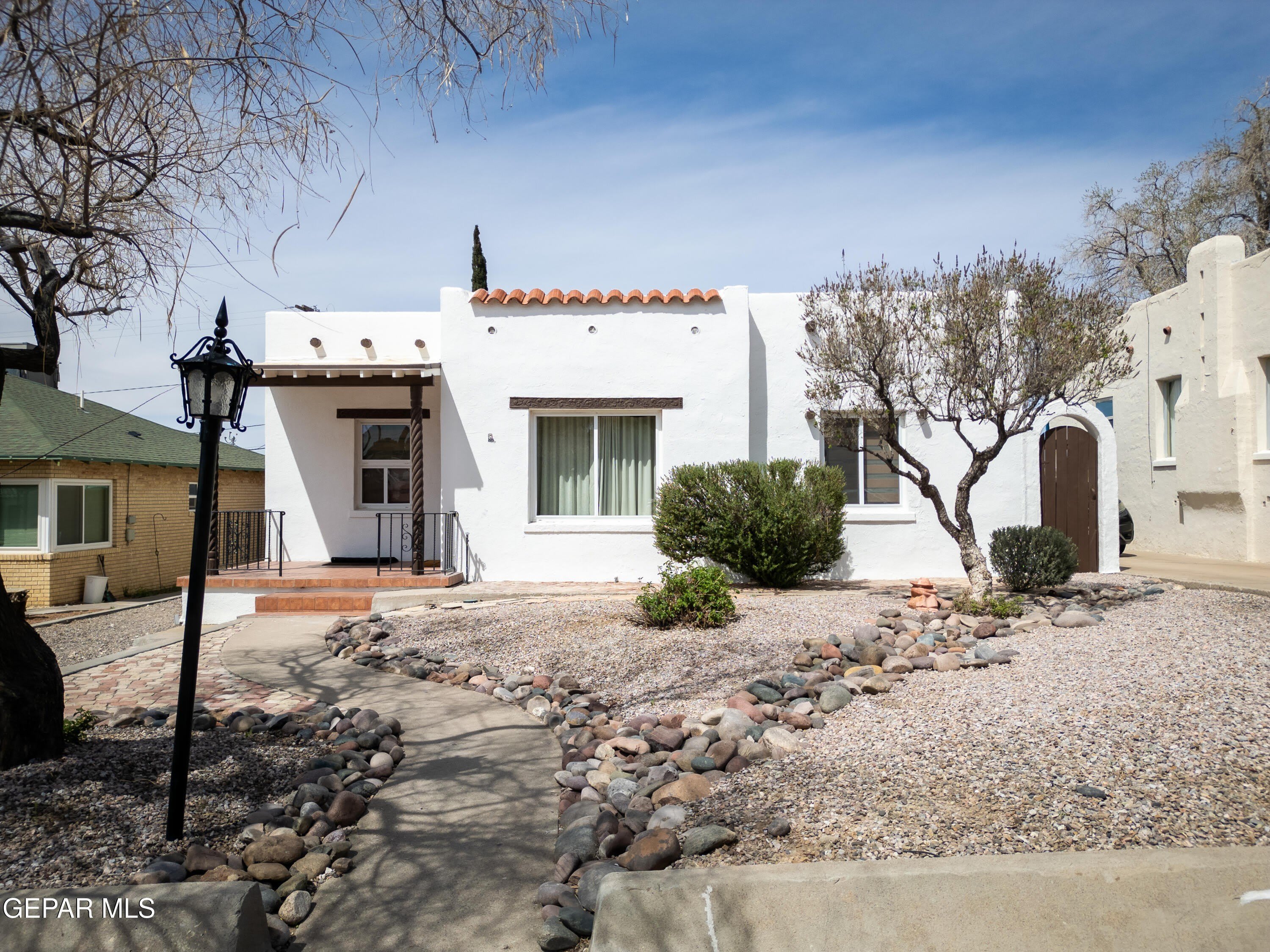 1211 MESITA Drive – photo 1