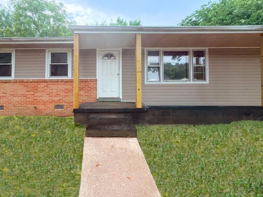 2235 N Whitehill Dr – photo 1 of 111