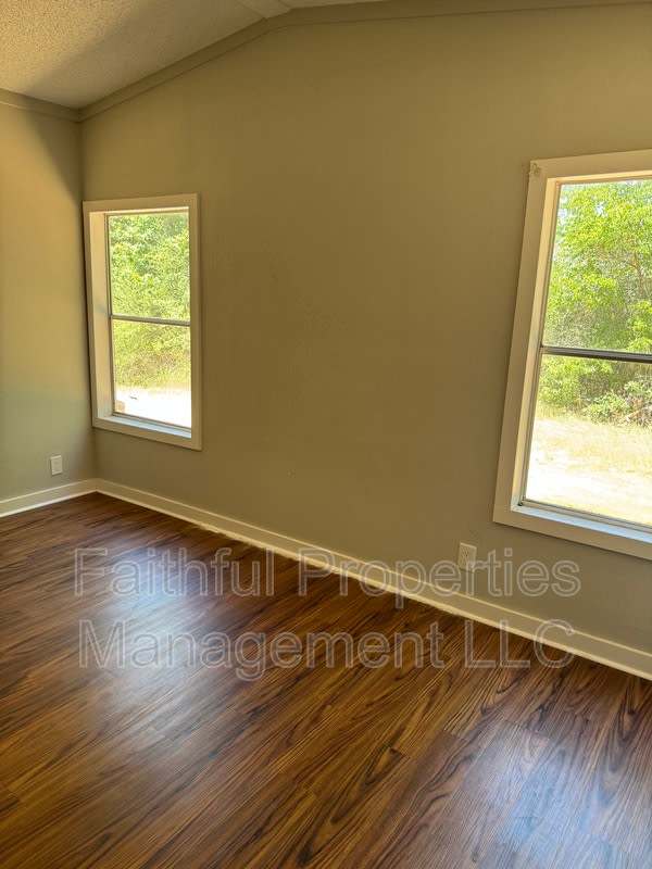 6101 CR 210 – photo 1