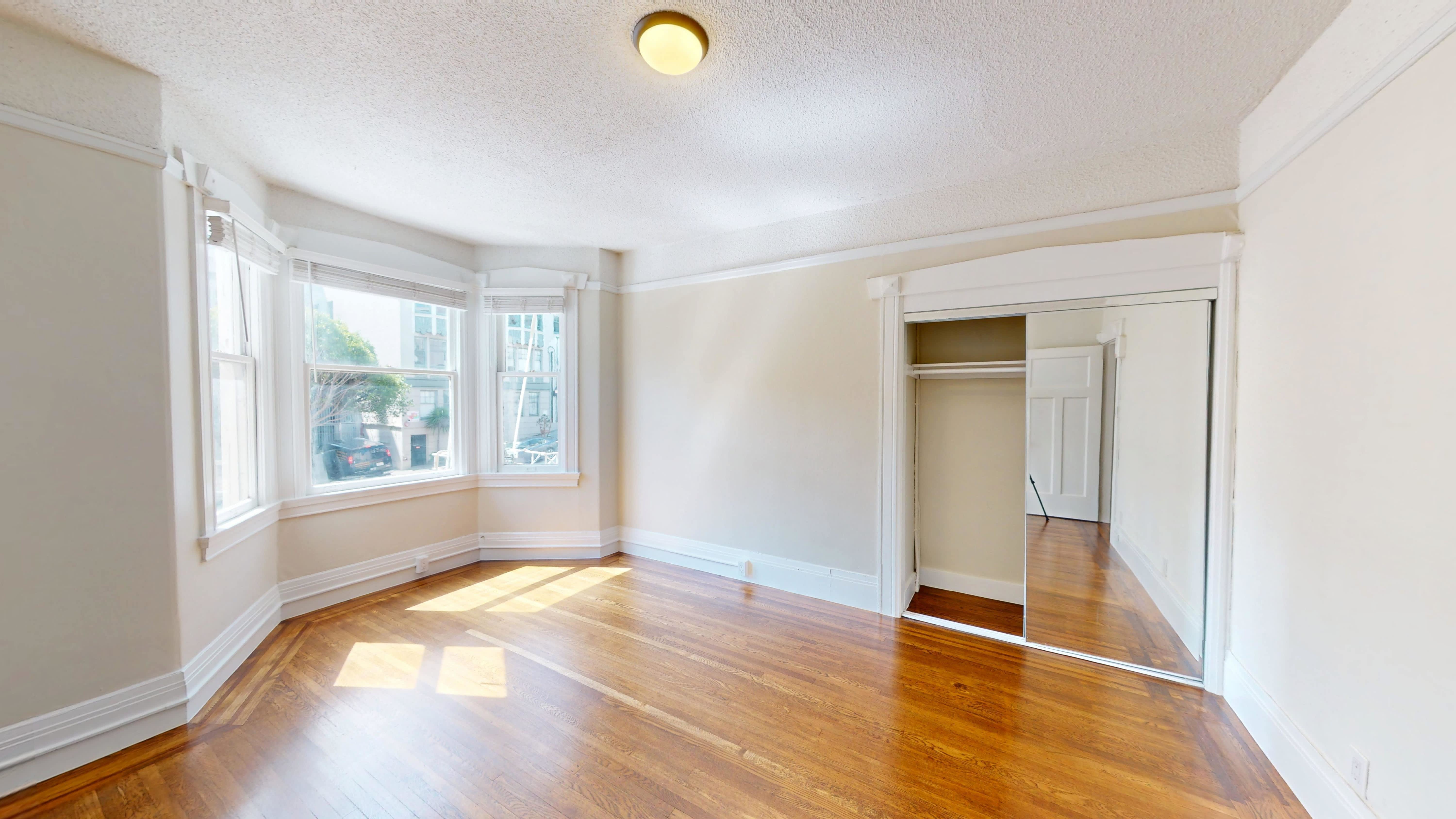 814 California – photo 1