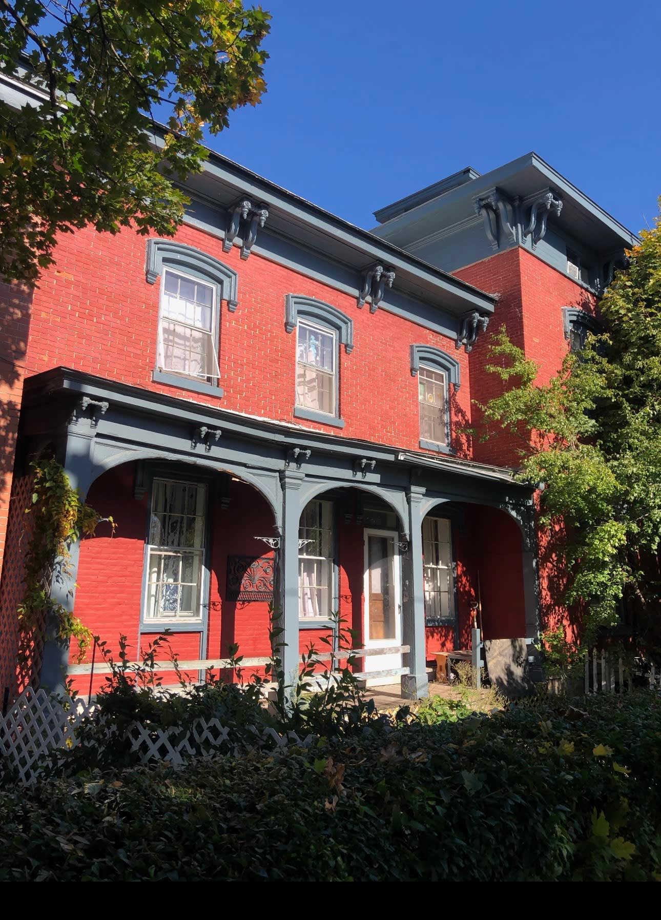 23 W Mohawk St – photo 1 of 10
