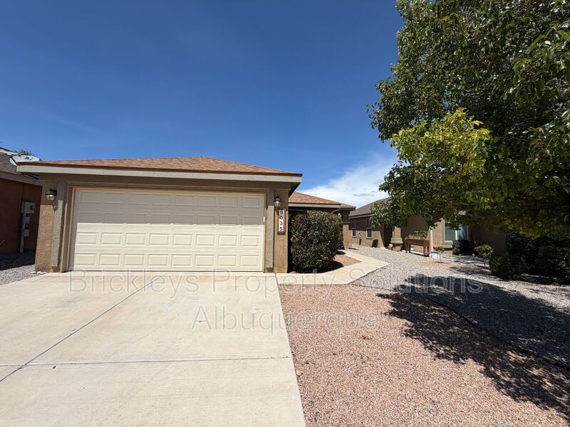 8035 Sierra Altos Pl. NW – photo 1