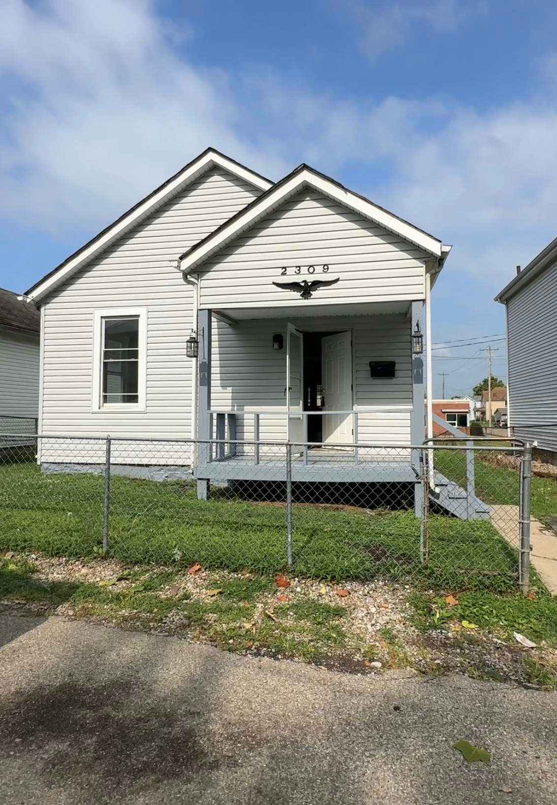 2309 Elbe Avenue – photo 1