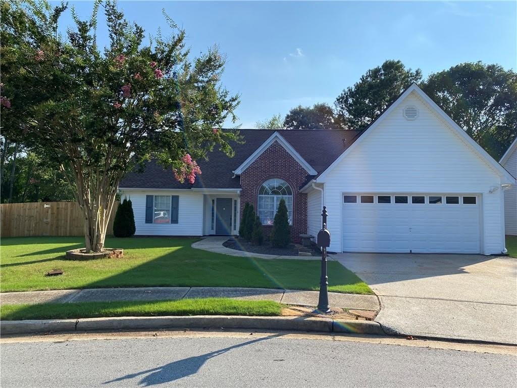 900 Harbins View Drive – photo 1