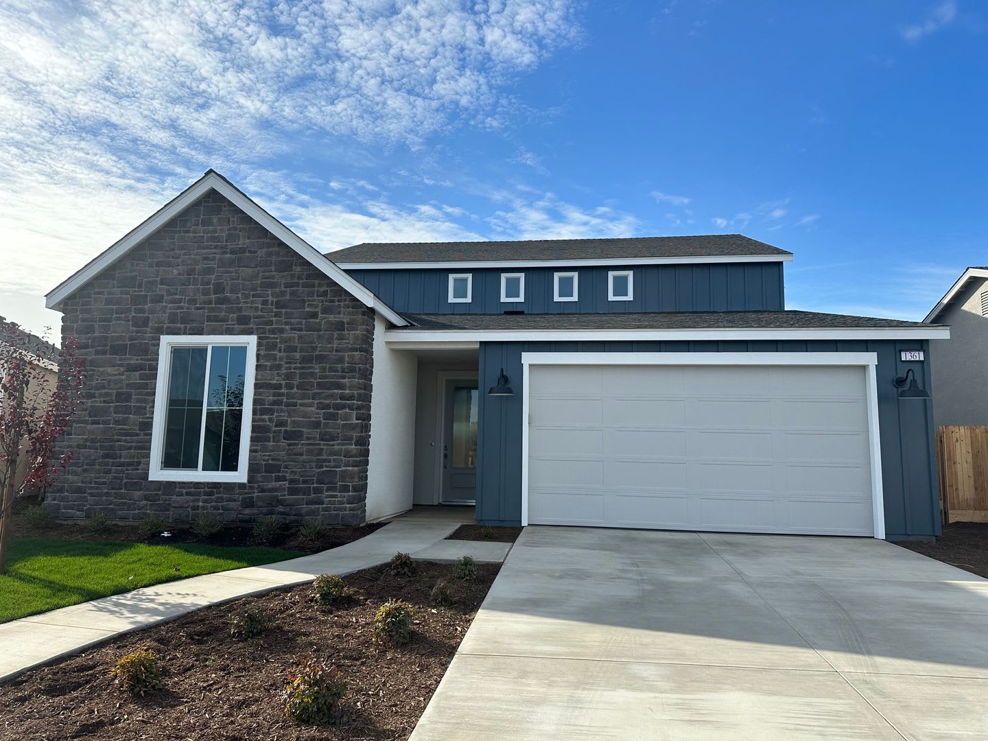 Brand New Home In Desirable Neighborhood – photo 1