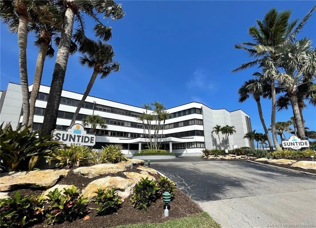 1357 NE Ocean Boulevard – photo 1