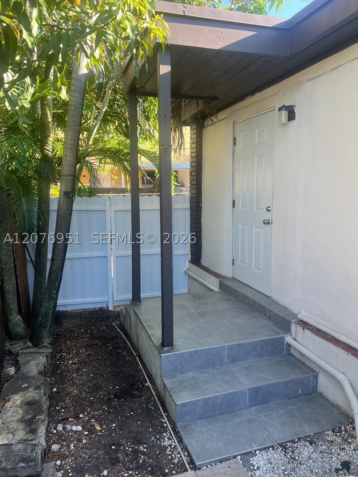 4750 NW 5th St – photo 1