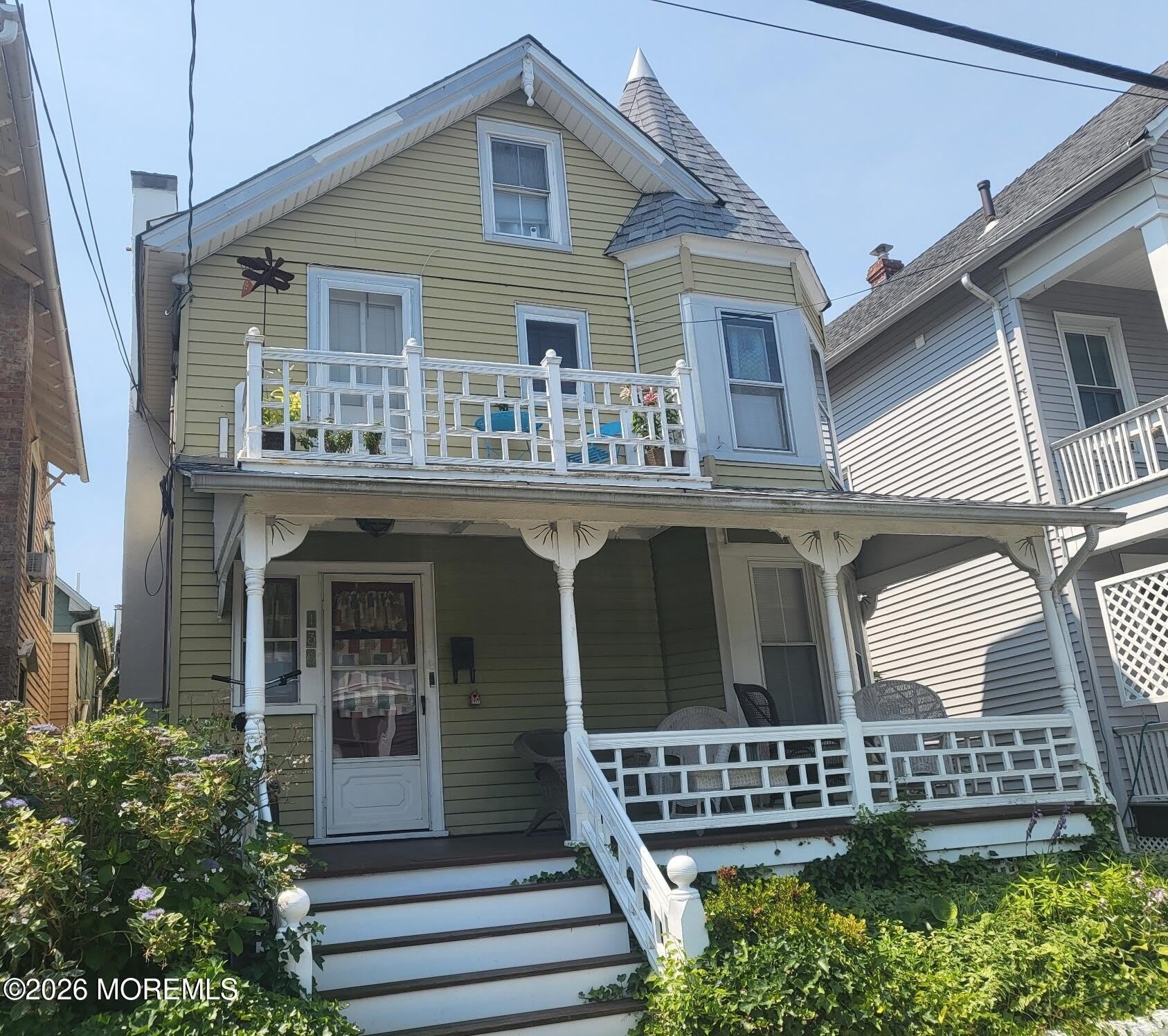 136 Mount Tabor Way – photo 1 of 10