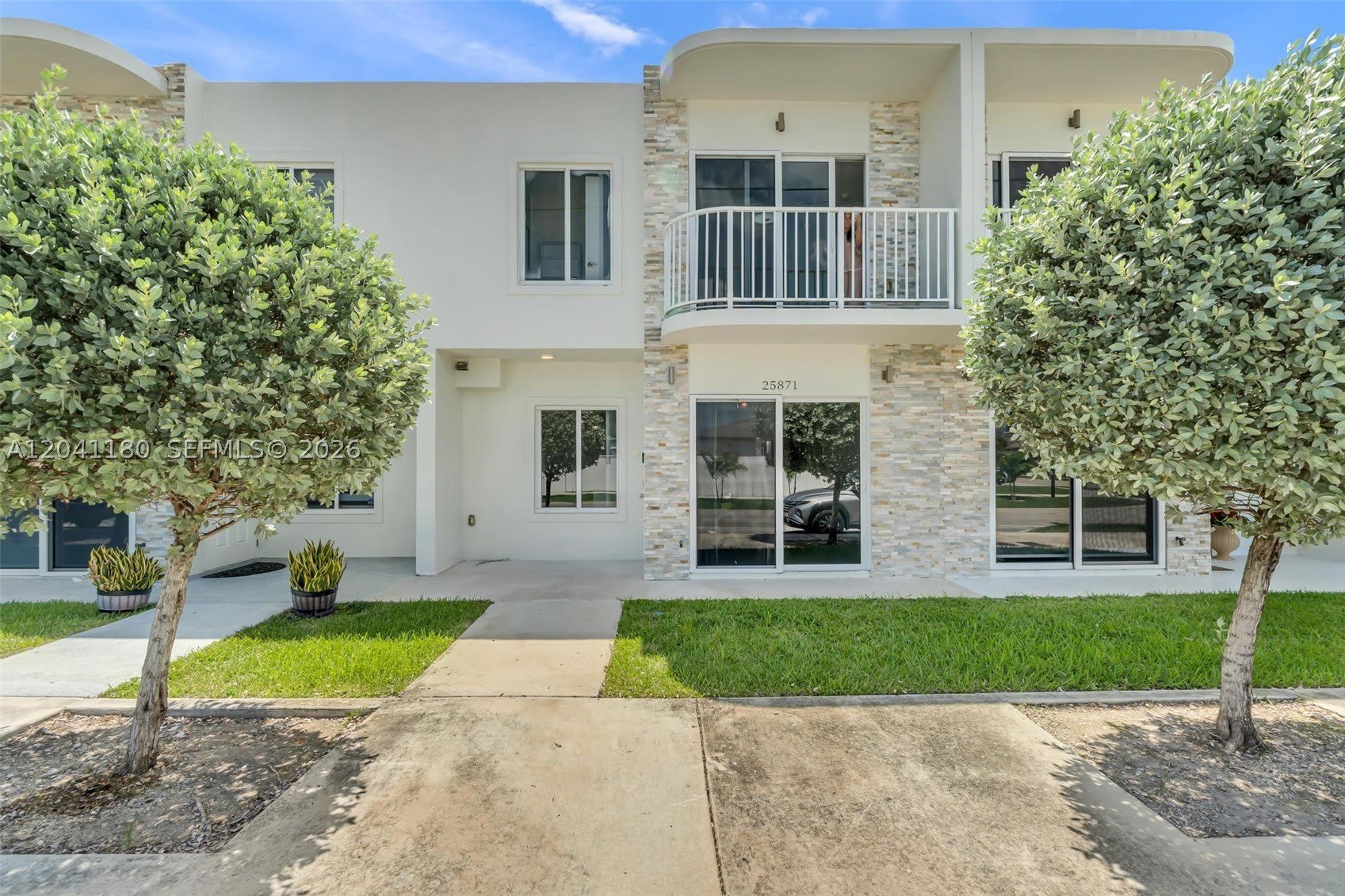 25871 SW 139th Ct – photo 1