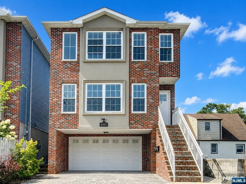 8907 Grand Avenue – photo 1