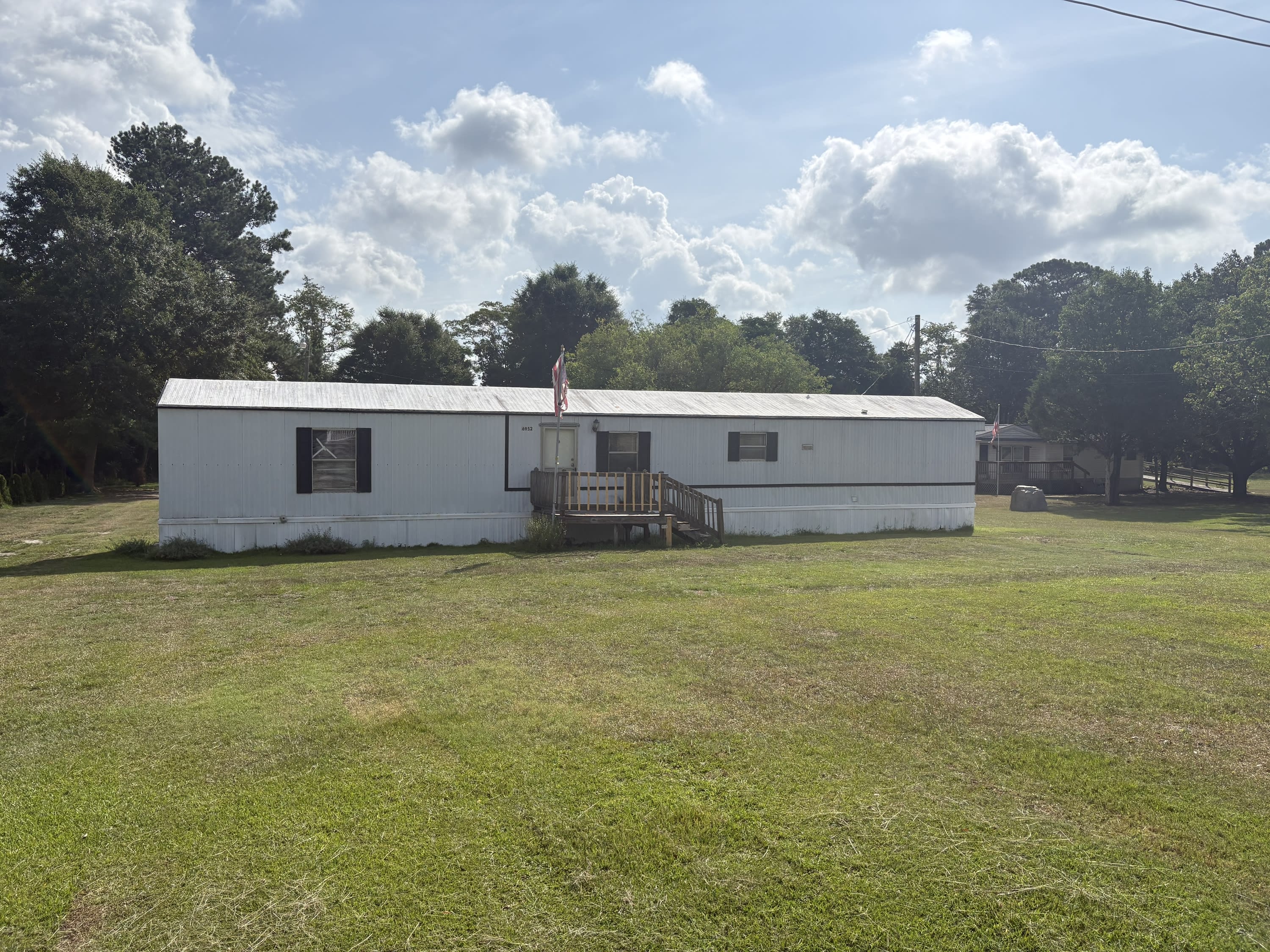 6952 Hollybrook Circle – photo 1 of 15