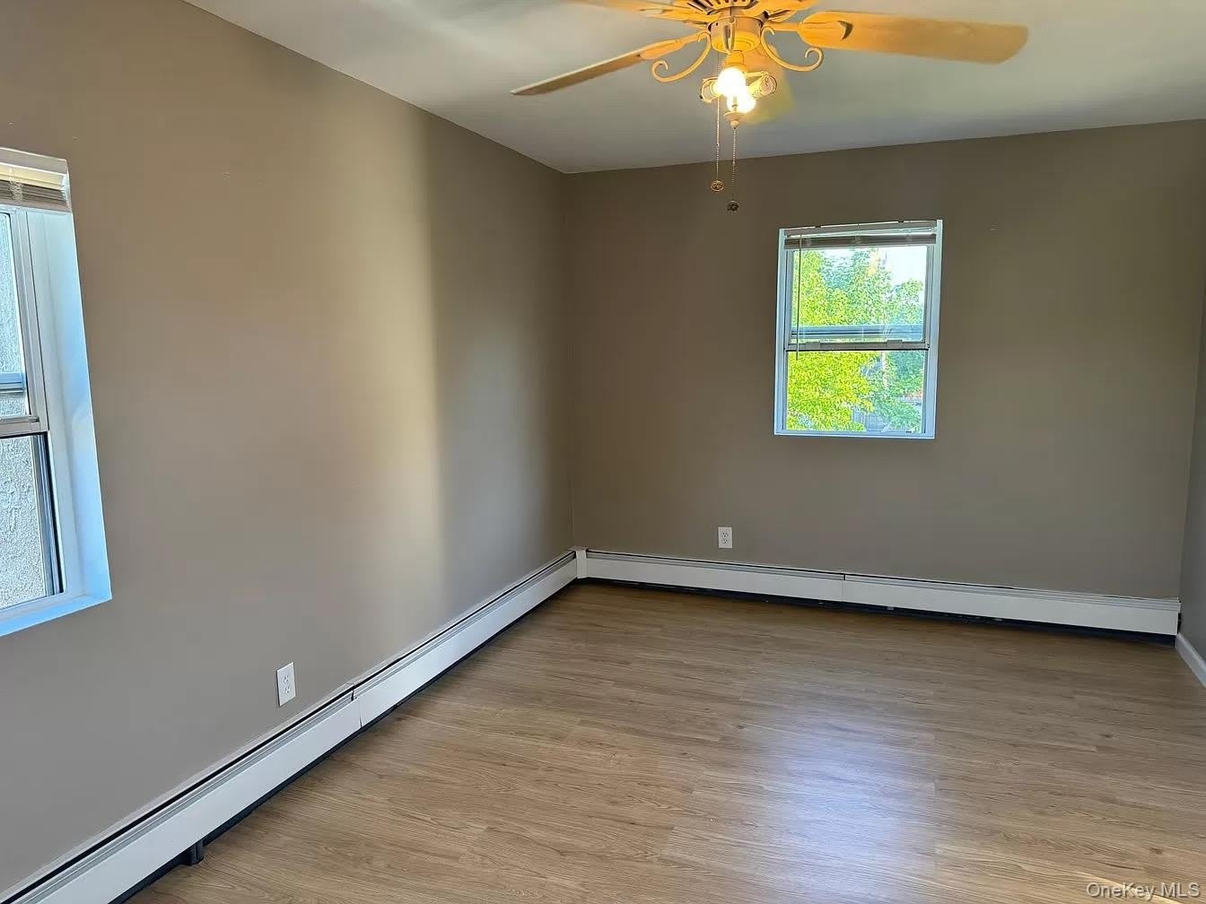 152 Throop Street – photo 1 of 6