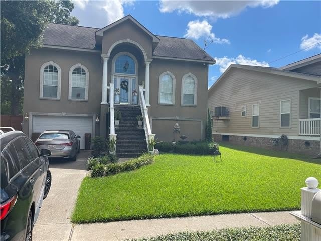 5401 CHATHAM Drive – photo 1