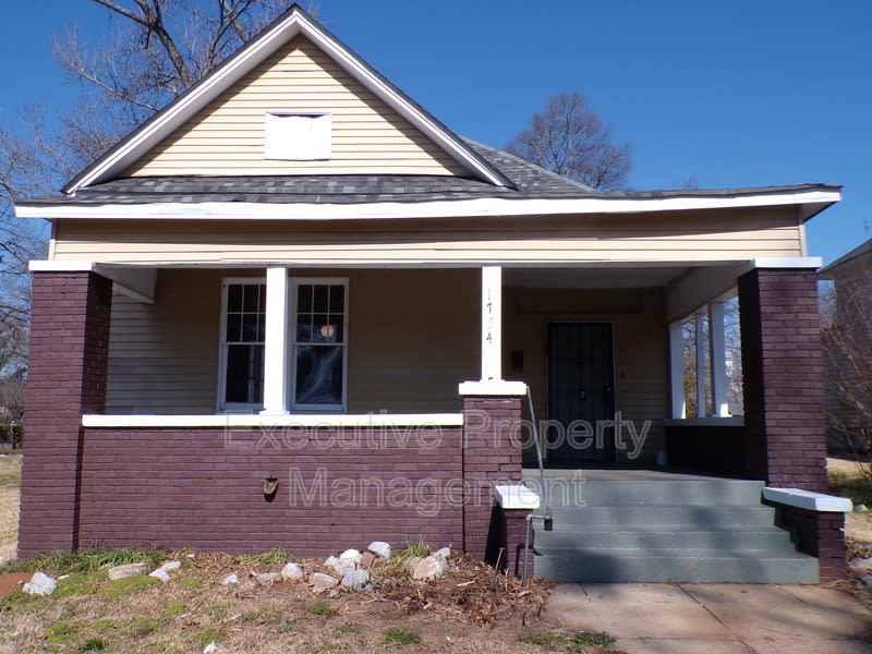 1734 Lee Avenue – photo 1