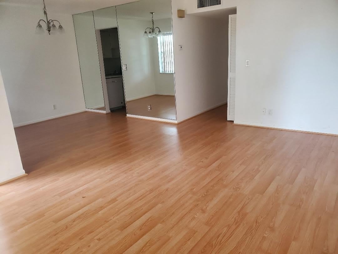 110 Stratford H – photo 1