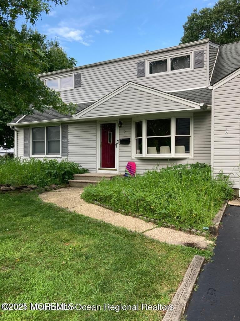 2 Lloyd Place – photo 1