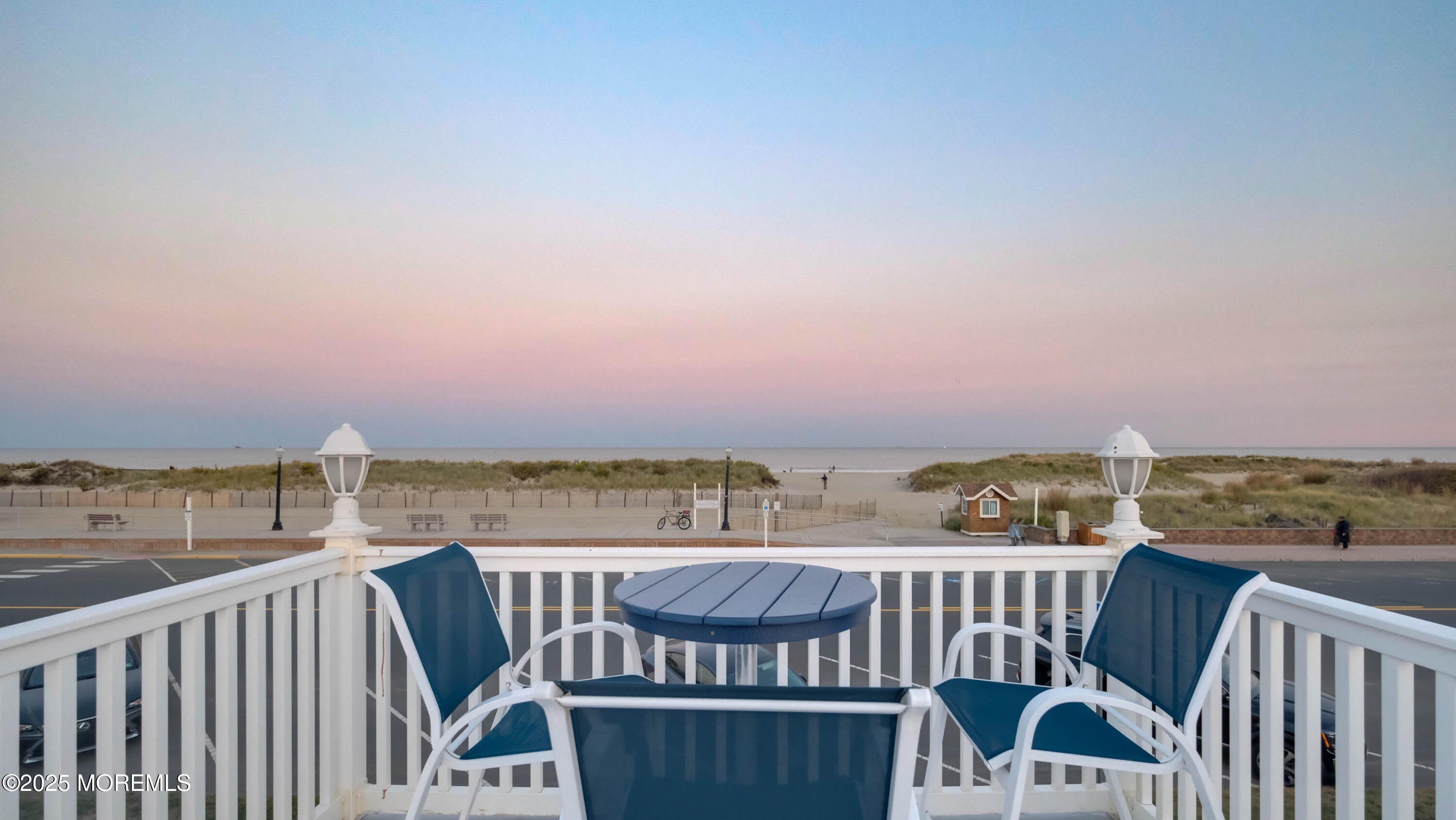 100 Ocean Avenue N – photo 1 of 19