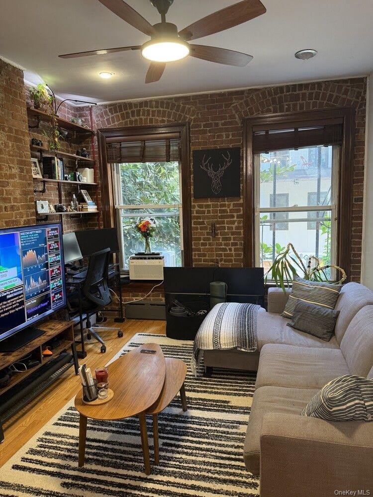 438 W 49TH Street – photo 1