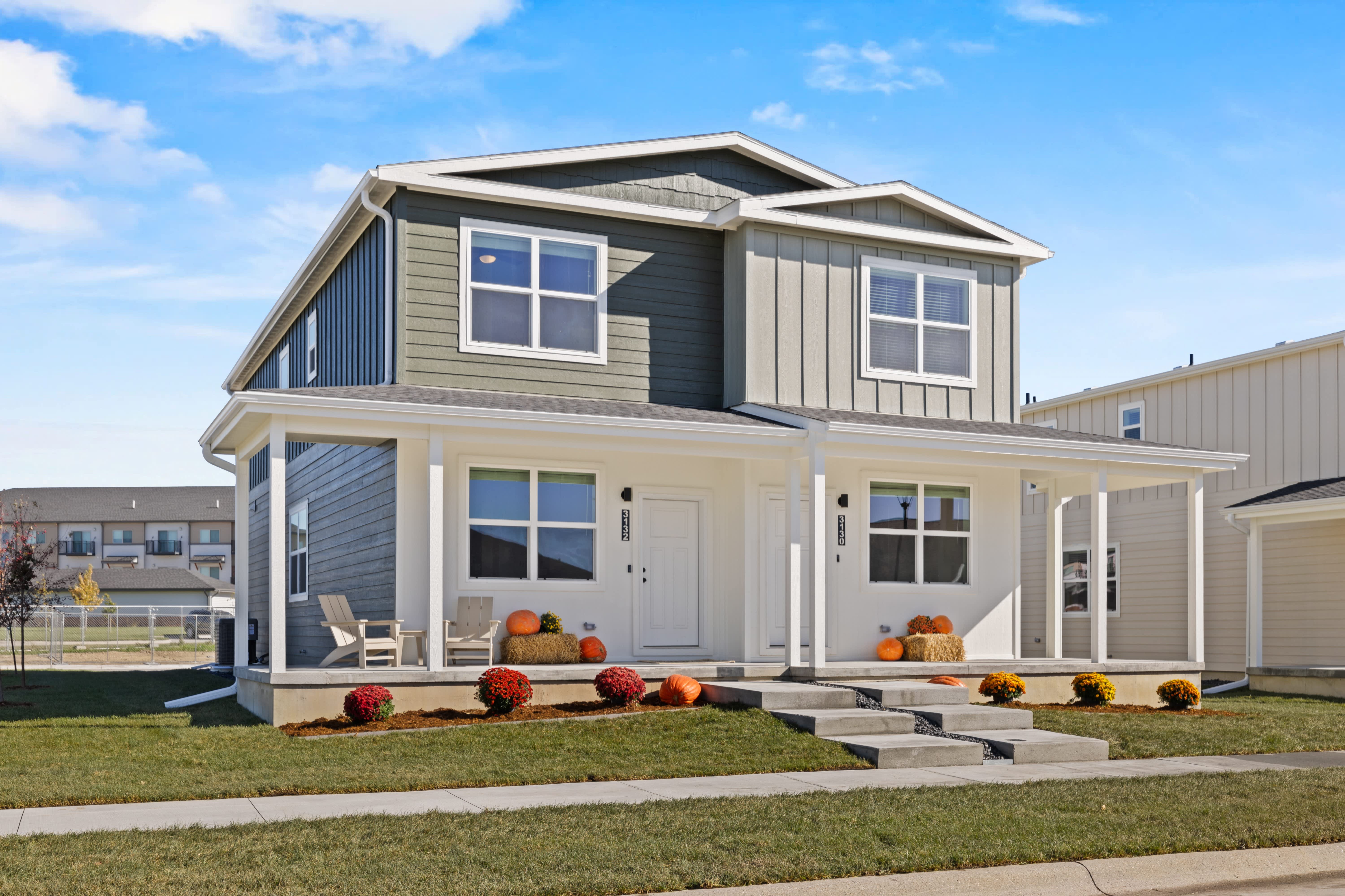 3132 W Laux Dr – photo 1 of 14