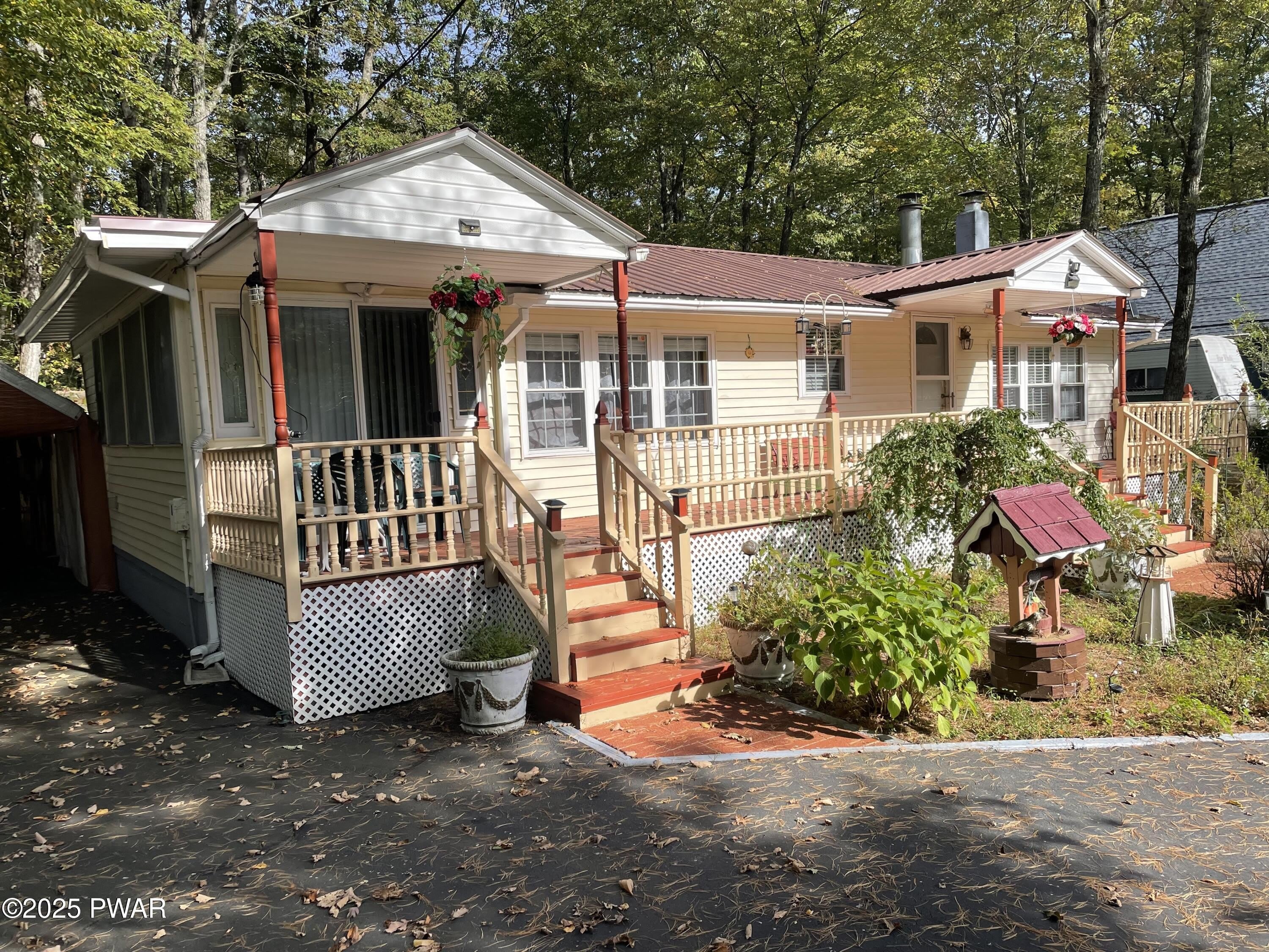 106 Red Pine Road – photo 1 of 12