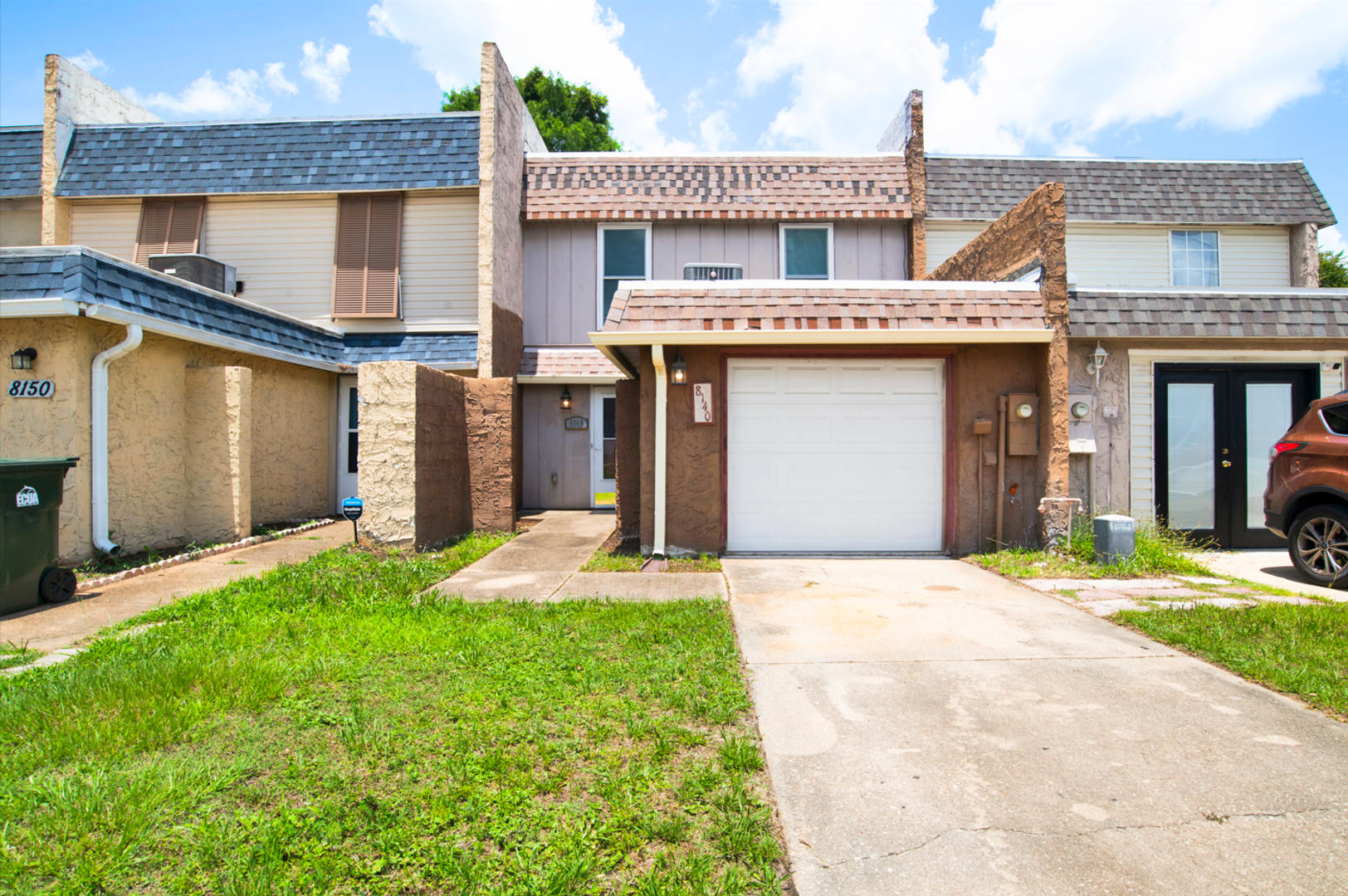 3 Bed 2 5 Bath Townhome In West Pensacola – photo 1 of 37