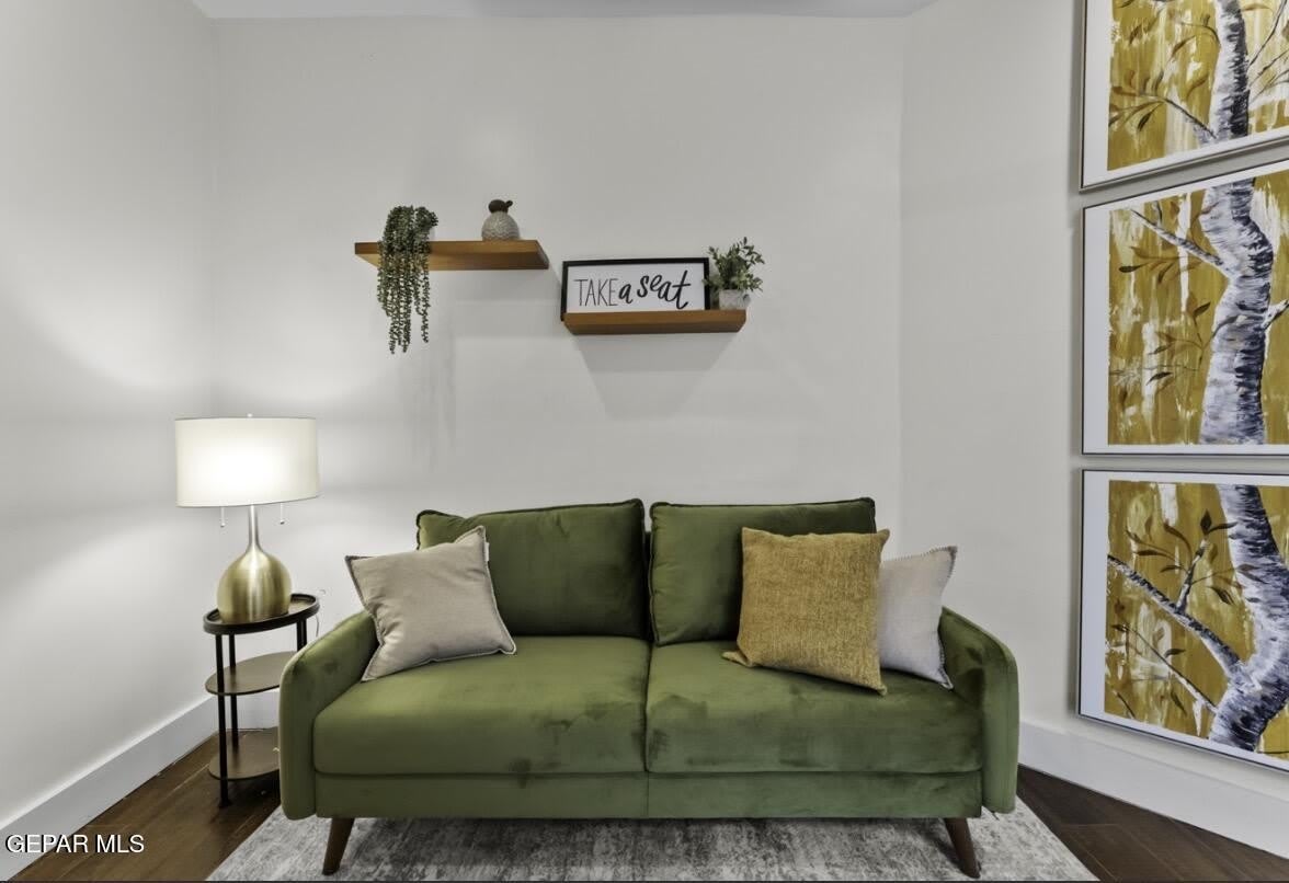 518 W San Antonio Avenue – photo 1