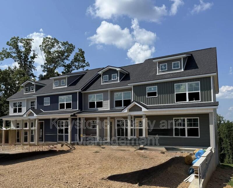 90 Ridge Road – photo 1 of 11
