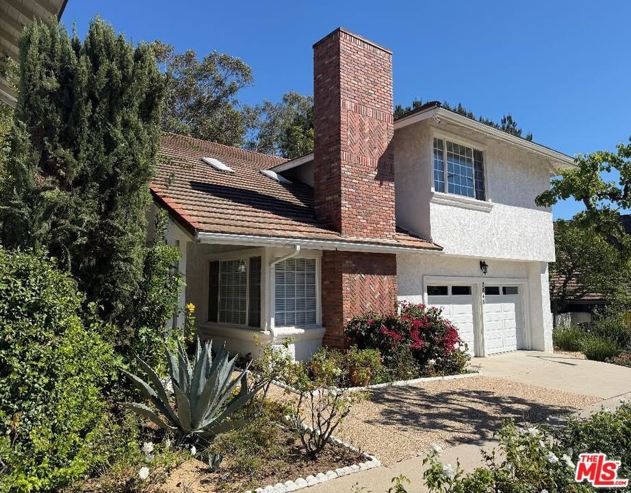2846 Angelo Dr – photo 1