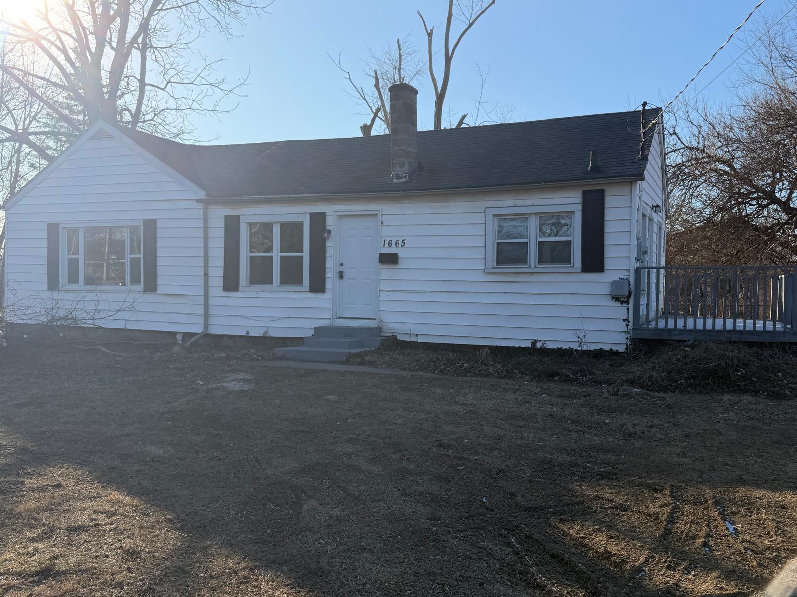1665 Elaine Road – photo 1