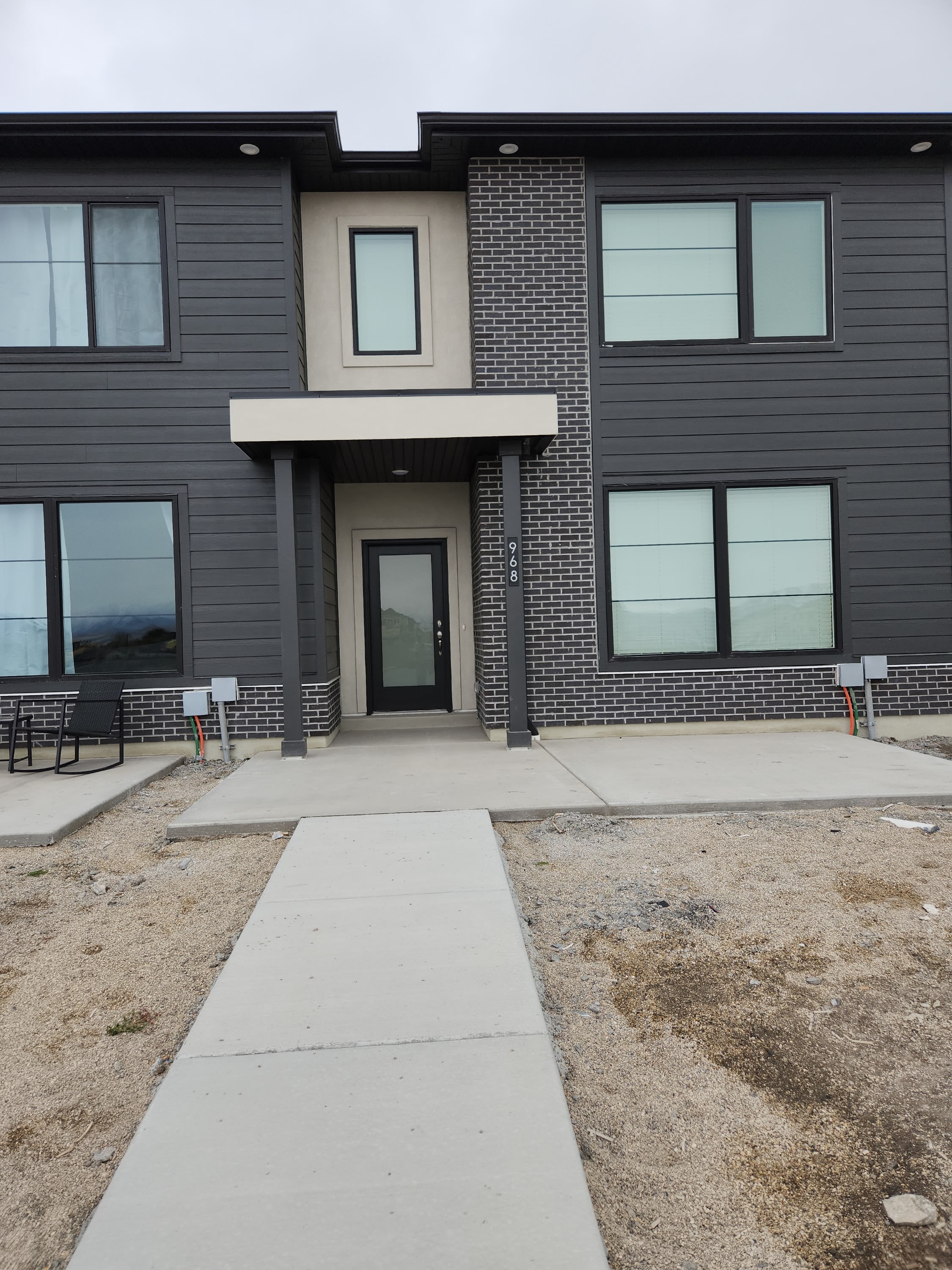 924 South 850 West – photo 1 of 39