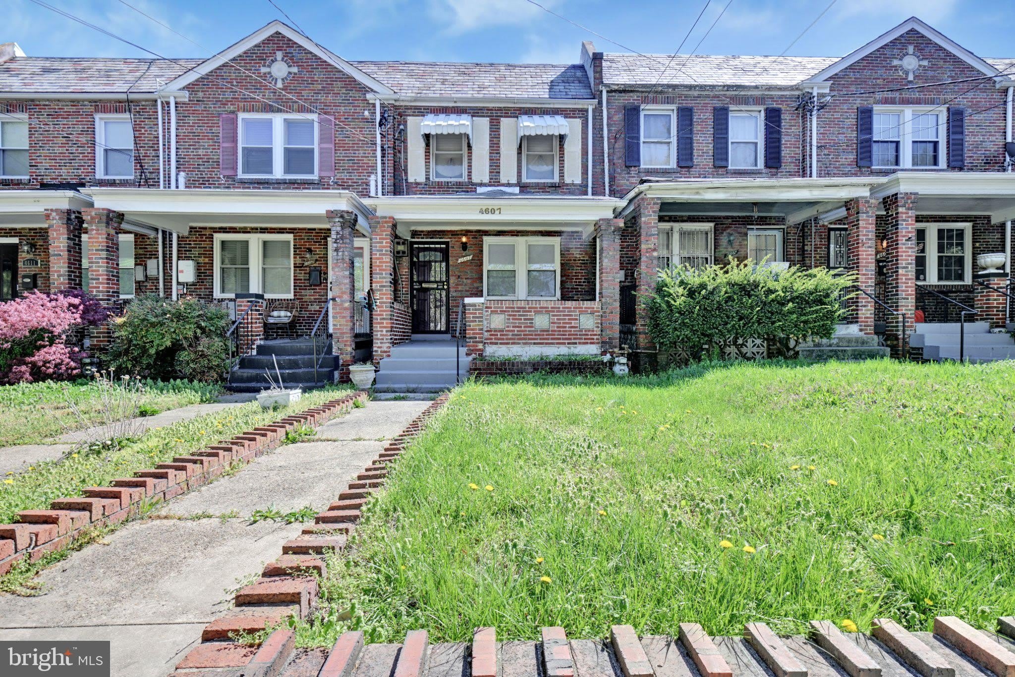 4607 N CAPITOL Street NE – photo 1