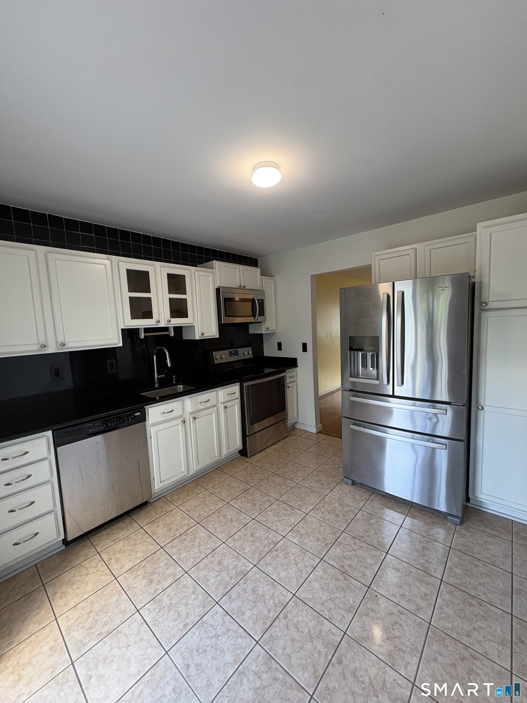 193 Abbotsford Avenue – photo 1 of 9