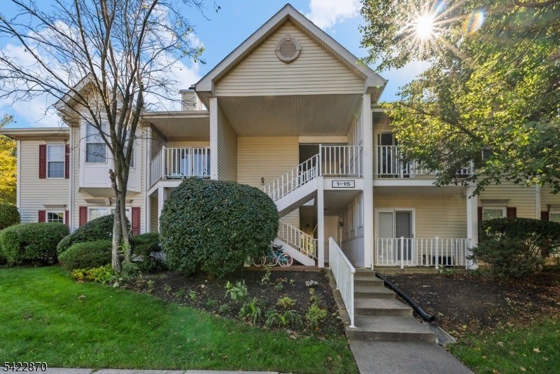 9 Ruby Ct – photo 1 of 14