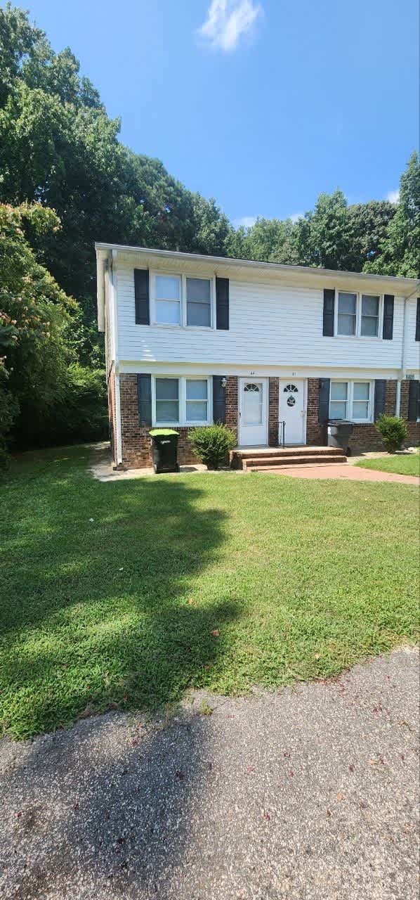 1405 Vista Drive A4Vista Apartments – photo 1
