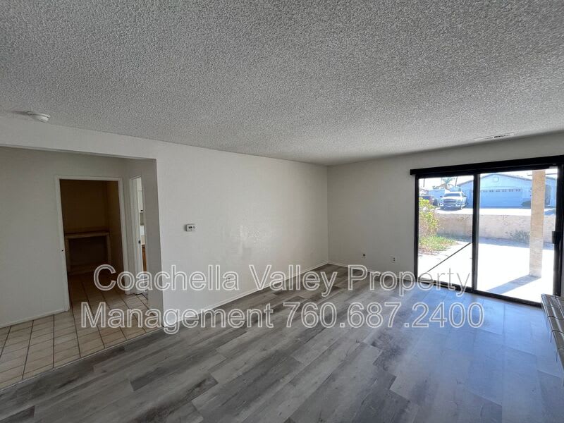 32455 Cielo Vista Rd