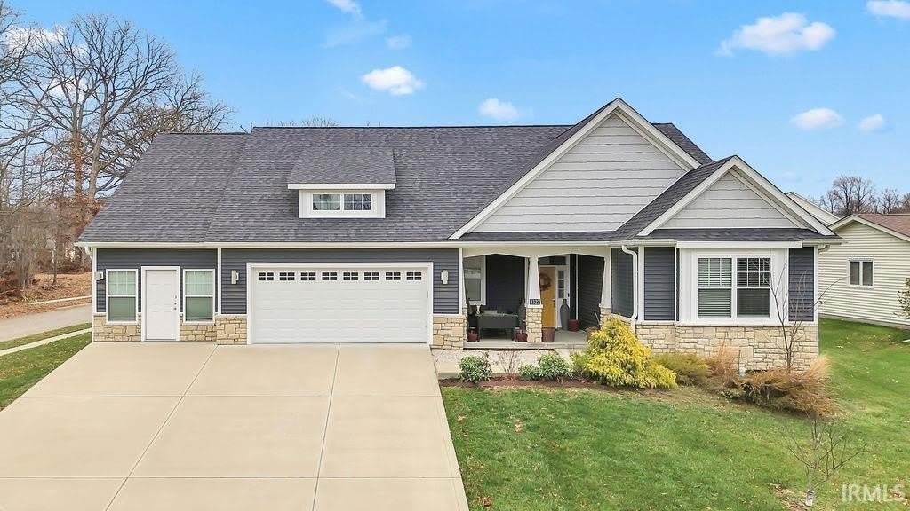 4322 N Centennial Drive – photo 1 of 37