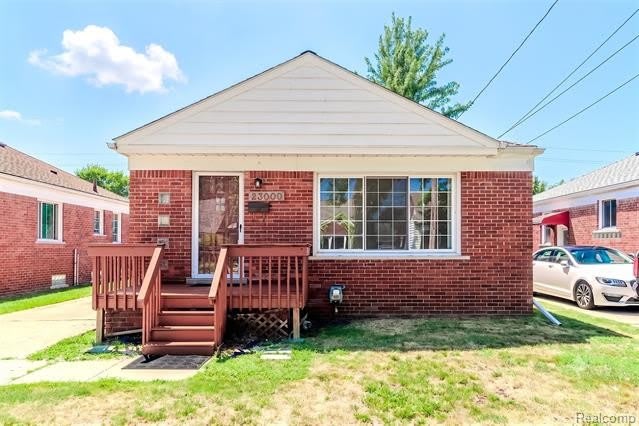 23000 Alger Street – photo 1 of 18