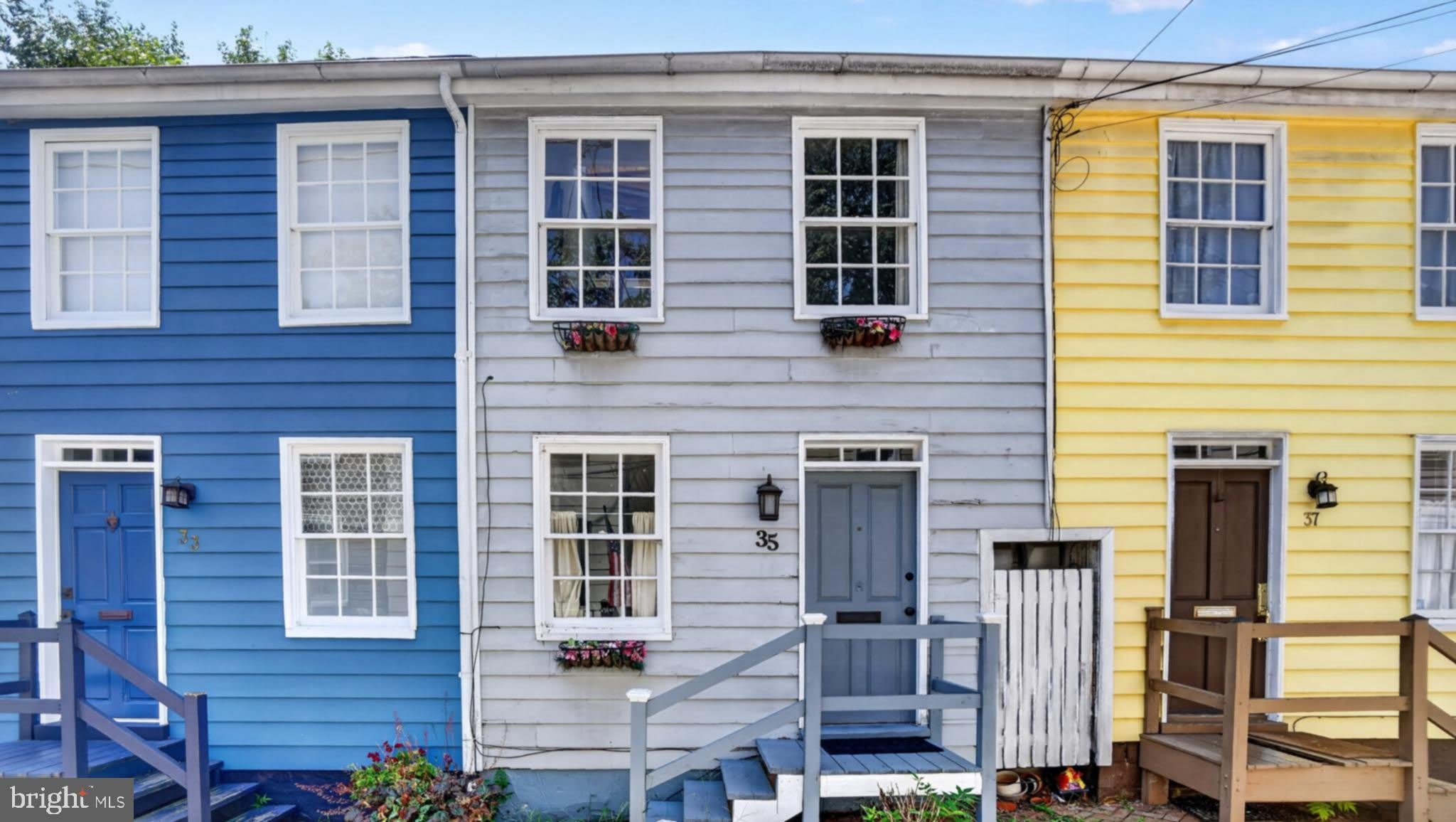 35 Pinkney Street – photo 1 of 279