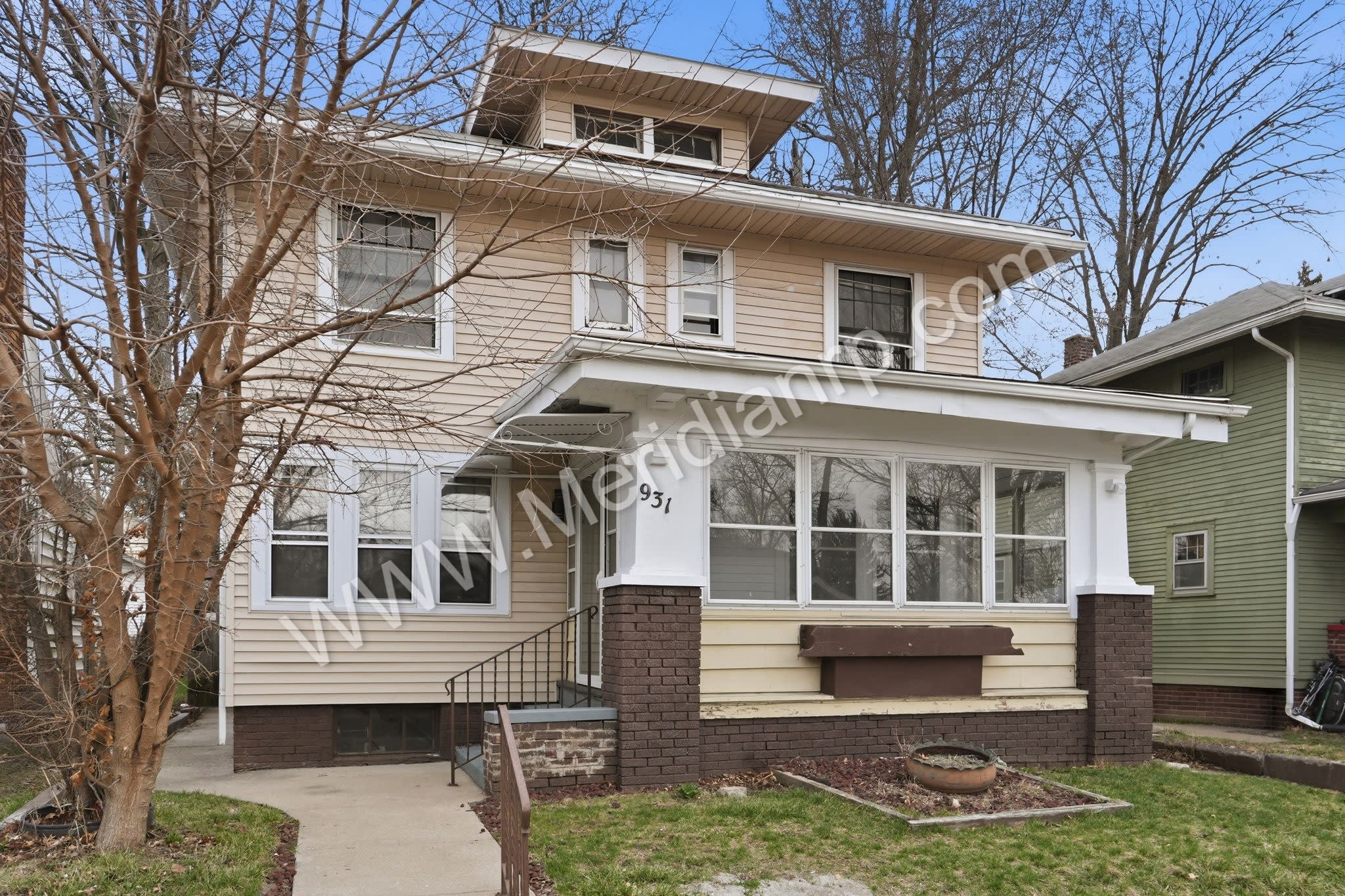 931 Woodview Boulevard – photo 1